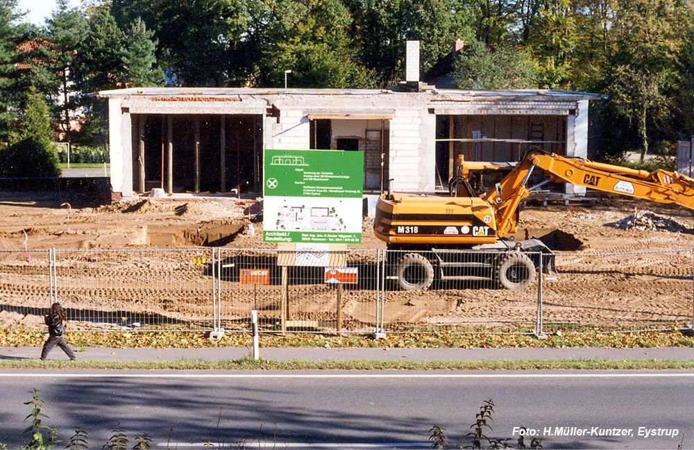 Abriss der ehemaligen  ARAL-Tankstelle 1997